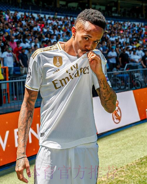 马卡:米利唐不想离开皇马 他想为主力位置而战