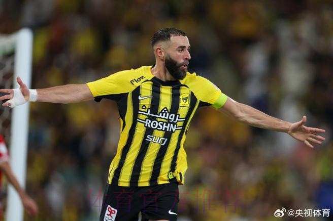 种种迹象表明本泽马将首发出战 其本人已准备就绪