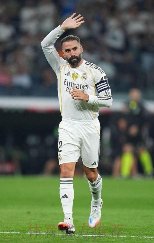 马卡报:卡瓦哈尔已经回到皇马合练中 马卡报:卡瓦哈尔已经回到皇马合练中